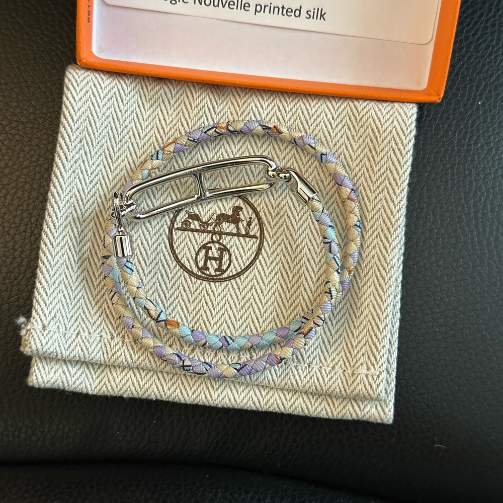Hermes silk roulis double tour Bracelet - Picture 1 of 3